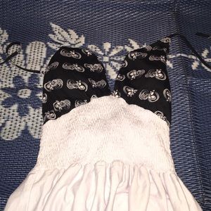 Women’s dress